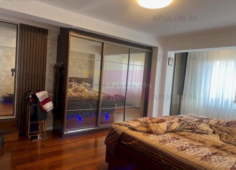 Penthouse Titan- Baba Novac.