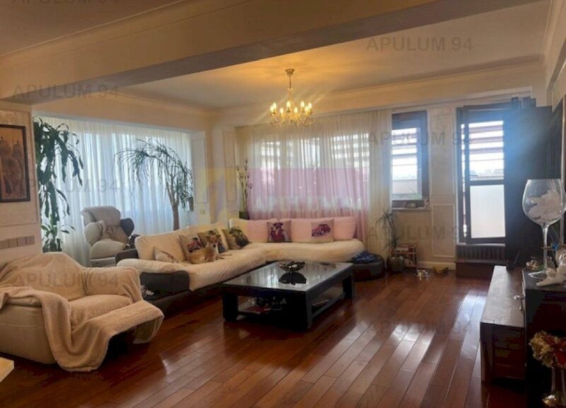 Penthouse Titan- Baba Novac.