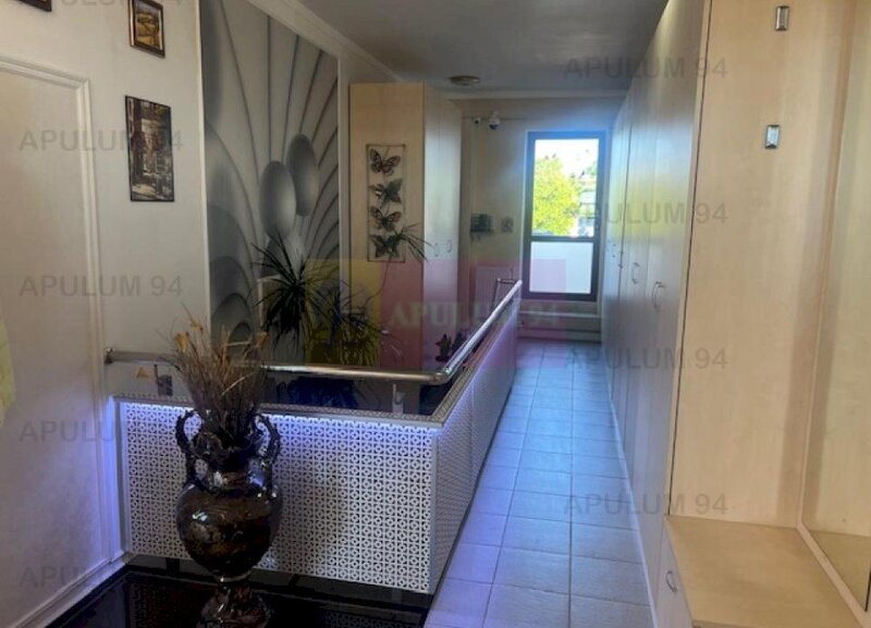 Penthouse Titan- Baba Novac.